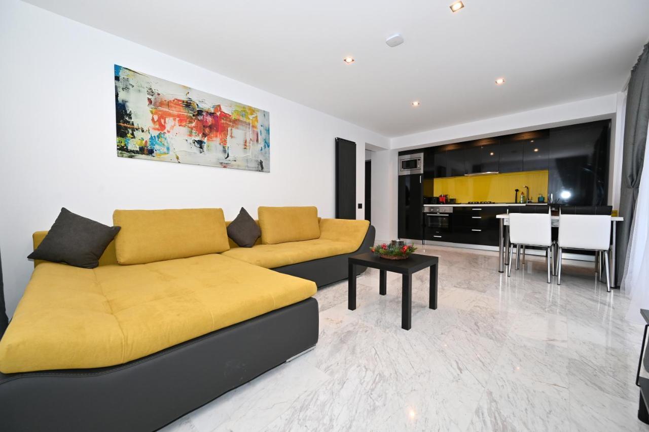 R&B Apartments 普雷代亚尔 外观 照片