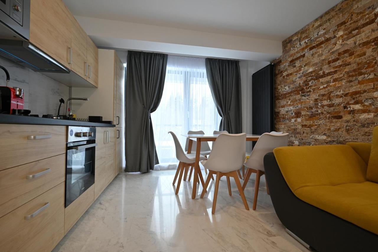 R&B Apartments 普雷代亚尔 外观 照片